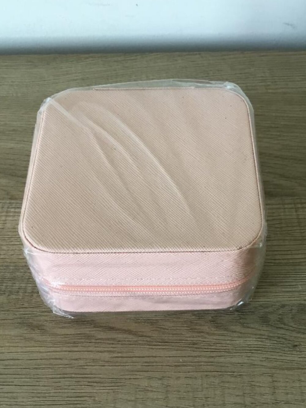 Travel Jewelry Organizer Case Zip Around in Pink Brand New, Sealed, Never Opened